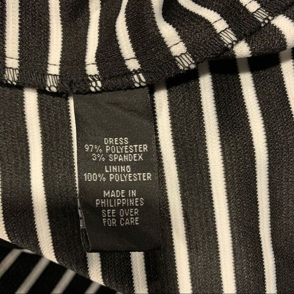 BCX Striped Dress With Pockets Size 3 New - Picture 5 of 6